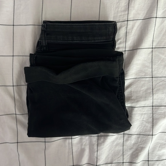 SOLD - DKNY Ladies' Bermuda Short **DO NOT BUY** - Picture 8 of 9